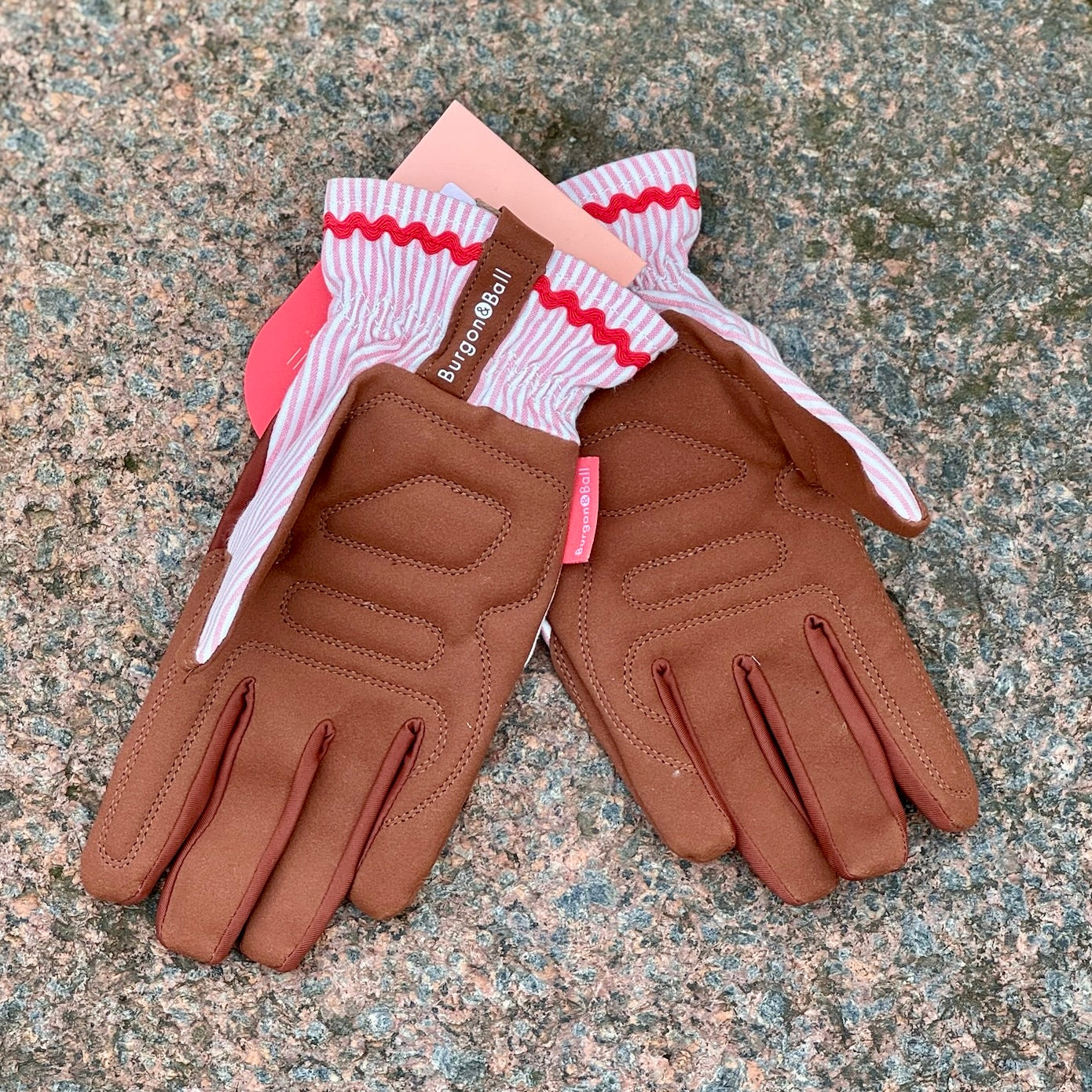 Hagehansker Burgon & Ball