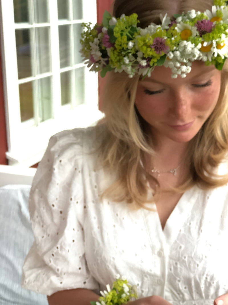 *Påmelding stengt* Midtsommer & Kranseverksted 22. juni